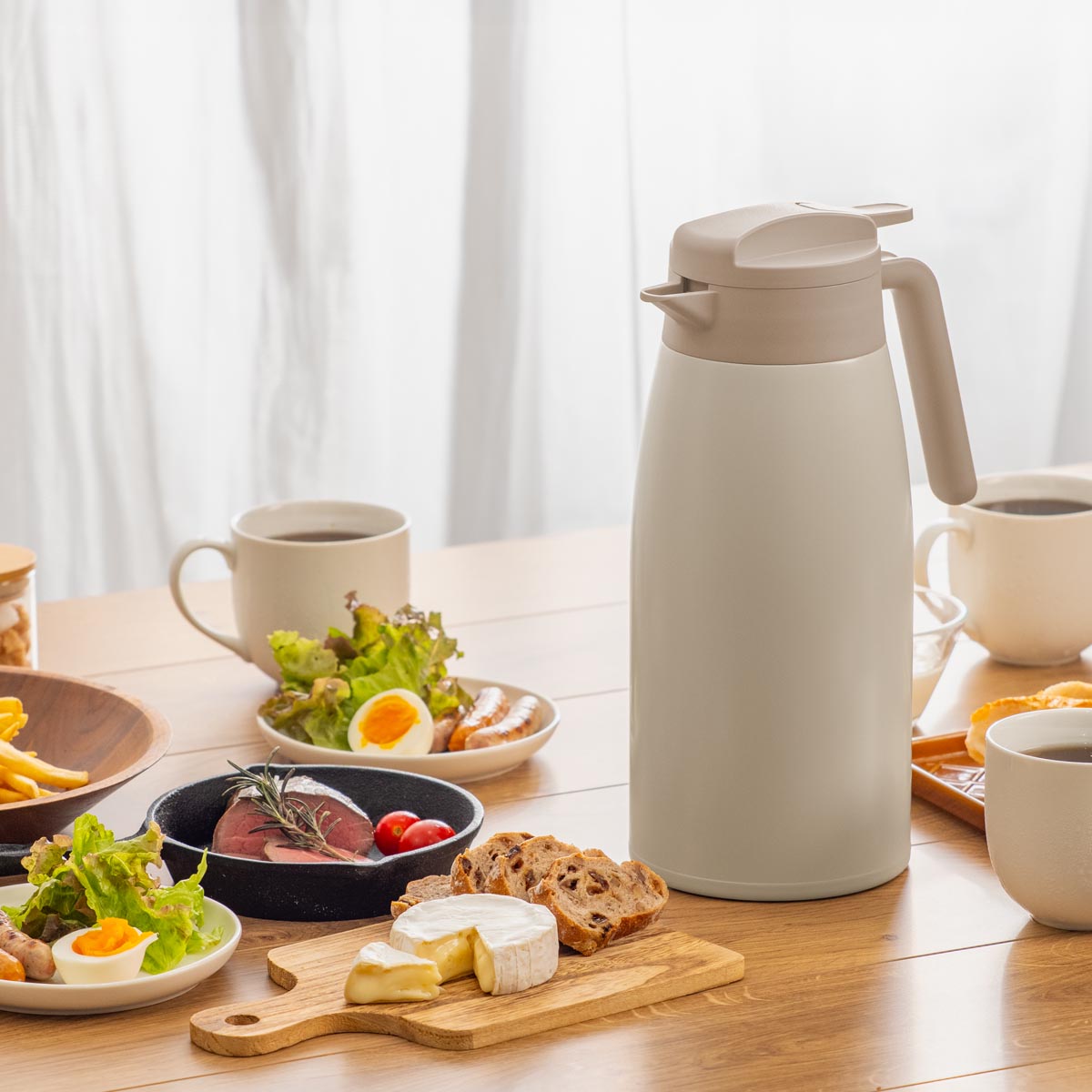 シルバーウォーターポット バリウス 超軽量コンパクト ステンレス卓上ポット シルバー 650ml
